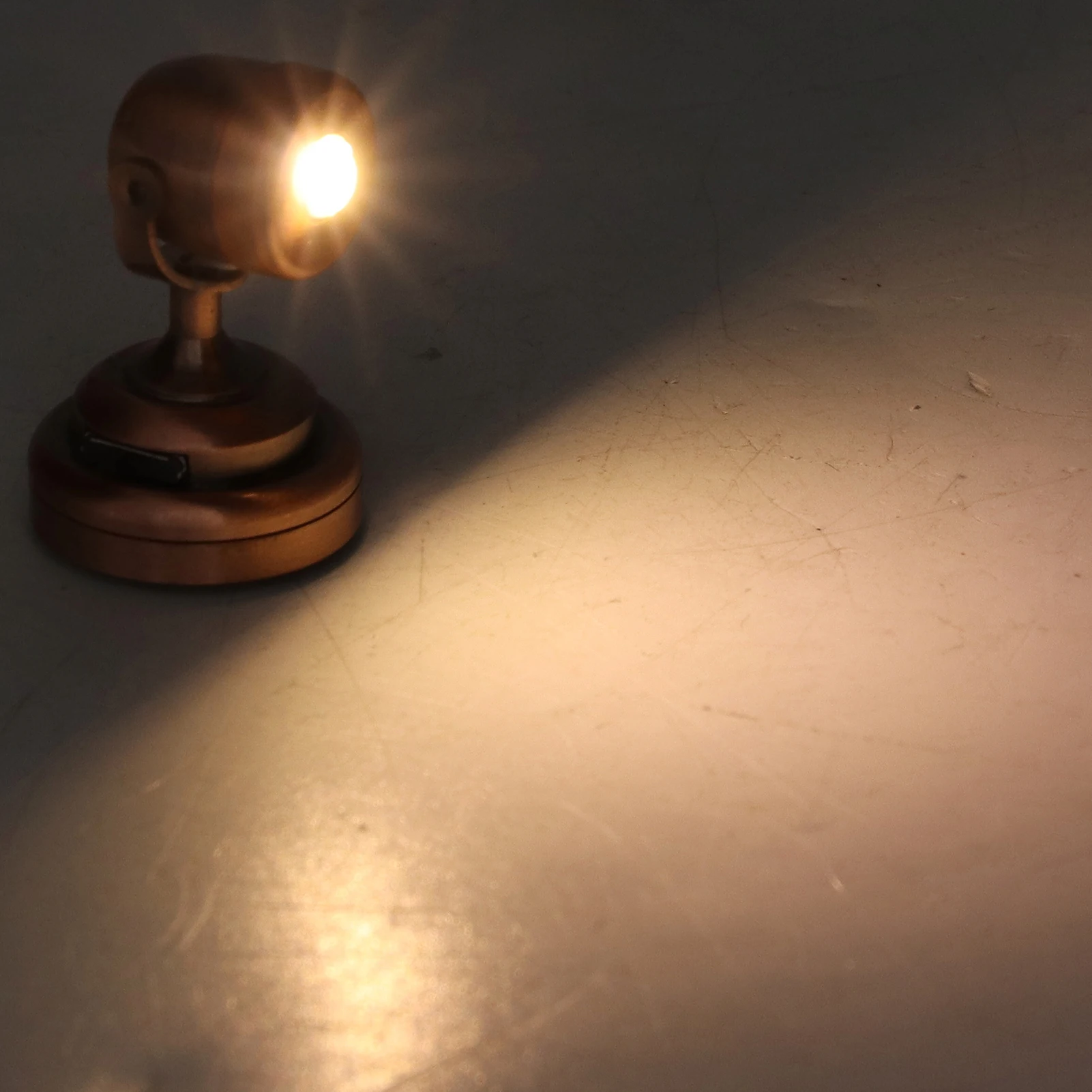 1:12 casa de bonecas luz laser casa de bonecas luz laser led luz laser em miniatura com base para casa de boneca 1:12