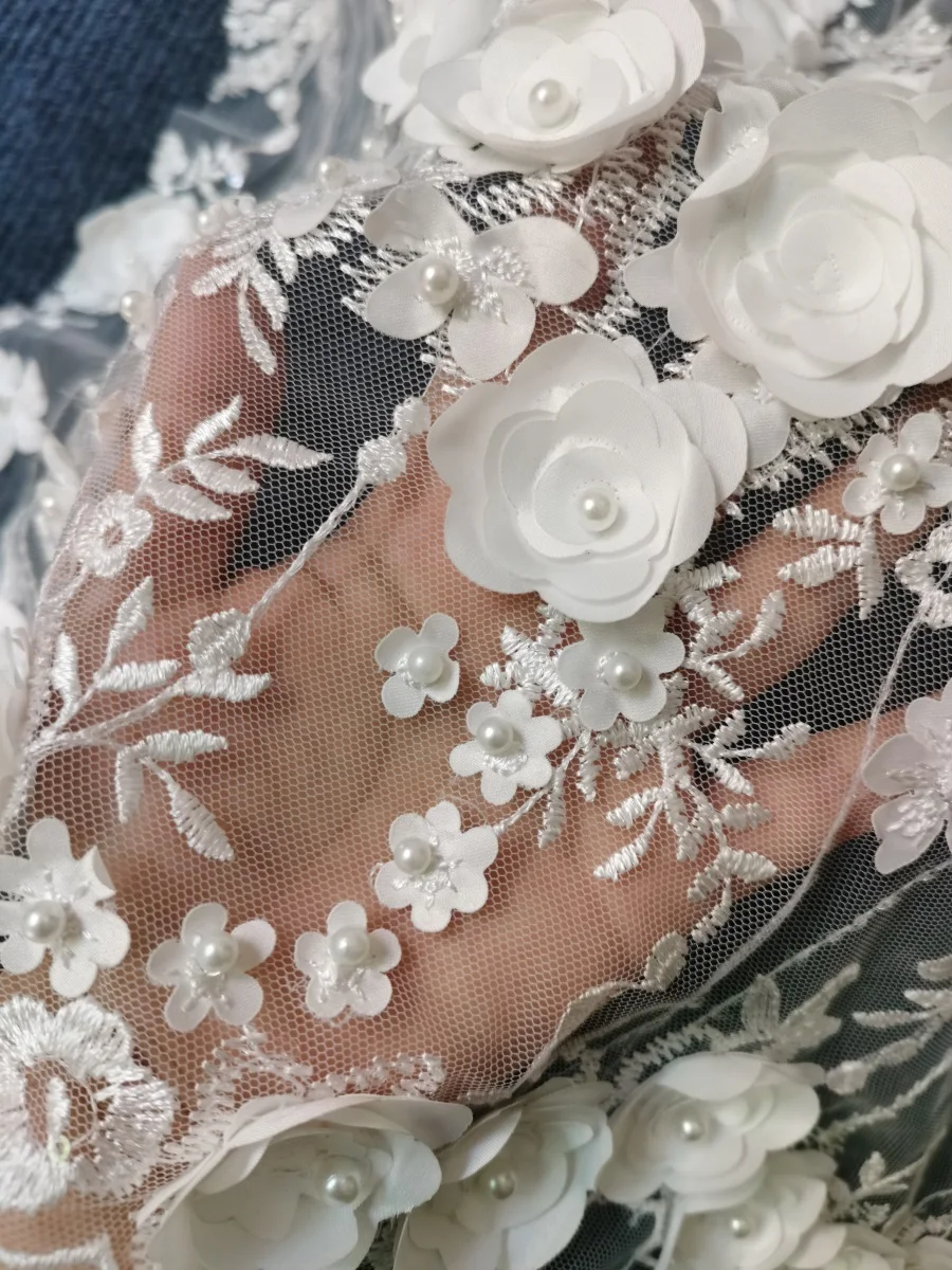 

Off White 3D Flower Applique With Pearls Bridal Wedding Dress Fabbric Luxury African Lace Fabric 1Yard