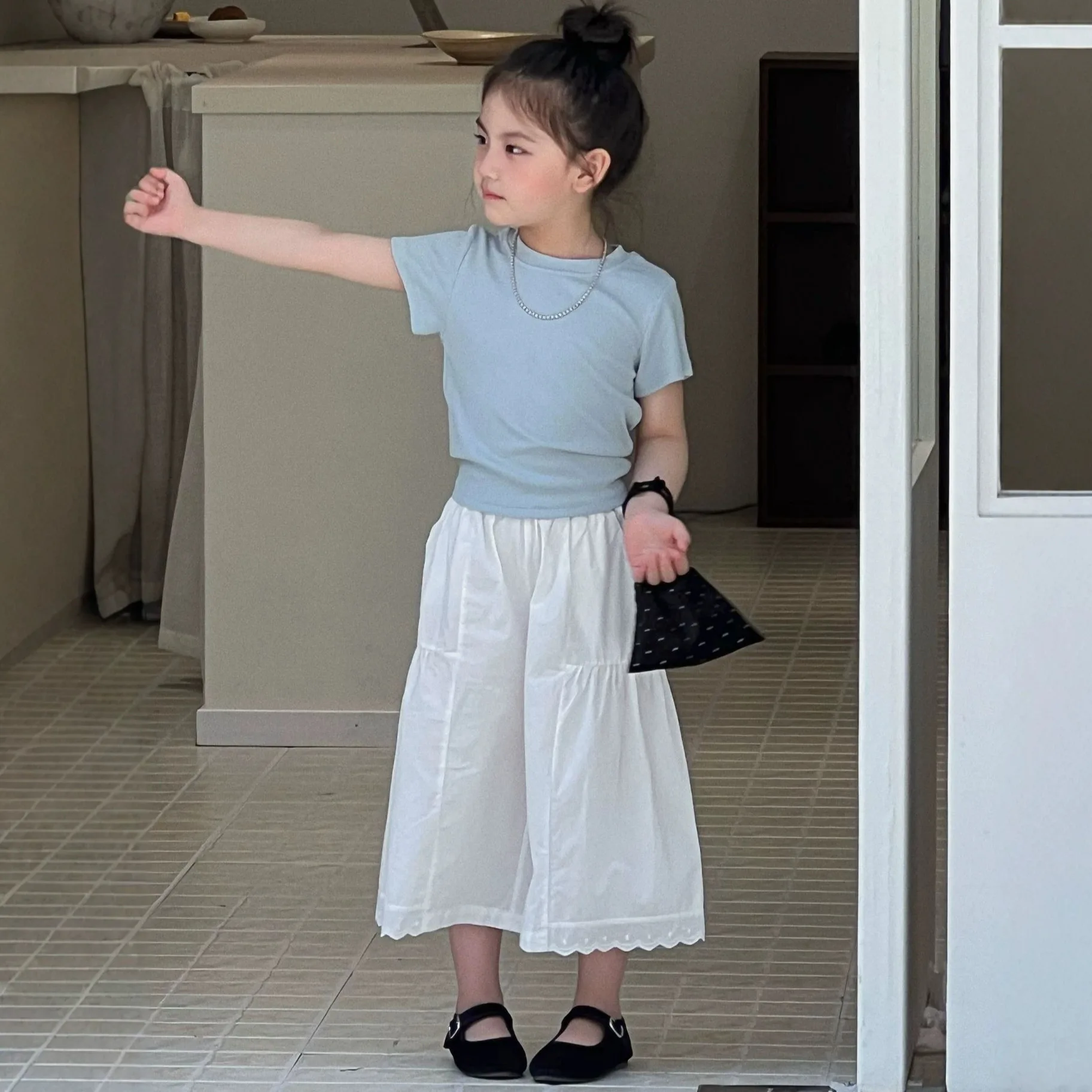 2026 Summer New Girls Nine Leg Pants Childrens Summer New Wide Leg Pants Small and Medium Girls Thin Style