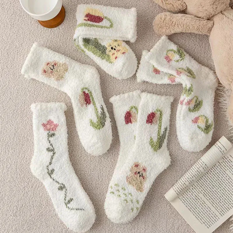 Women's Socks Coral Velvet Autumn Winter Flowers Tulip Bear Warm Middle Tube Socks Girls Gift Half-side Velvet Towel Sleeping