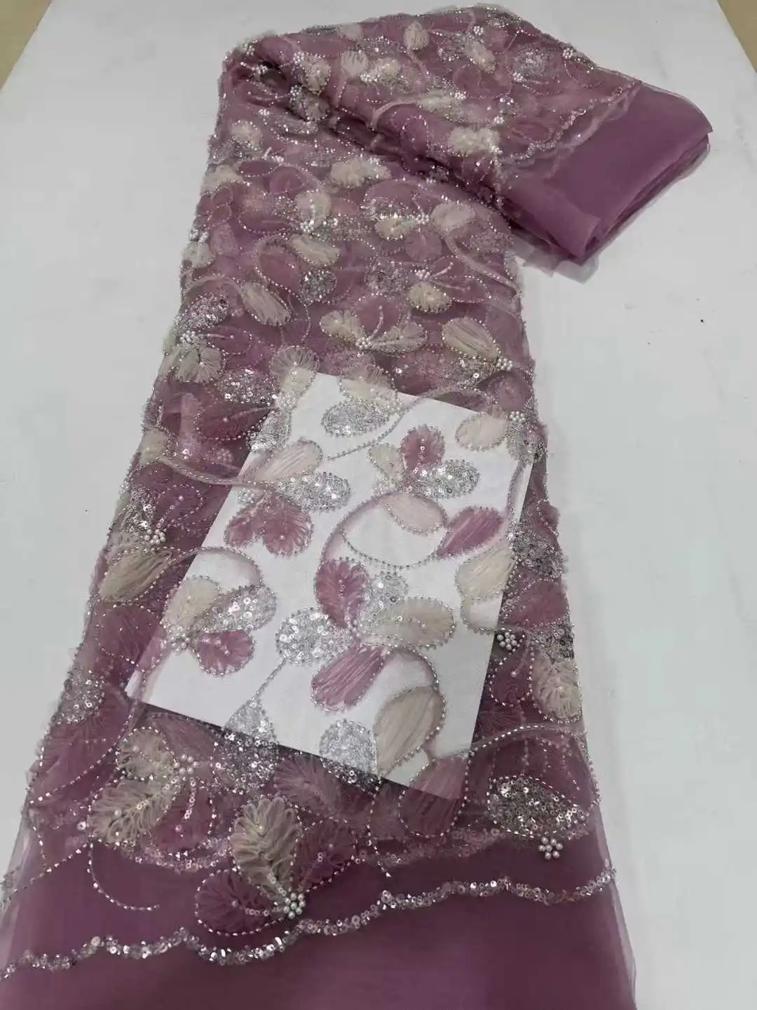 2025 جميل رائجة البيع الأفريقي مطرز أقمشة الدانتيل الفرنسية النيجيري خرز كريستالي الترتر شبكة الدانتيل السيدات فساتين حفلات الزفاف