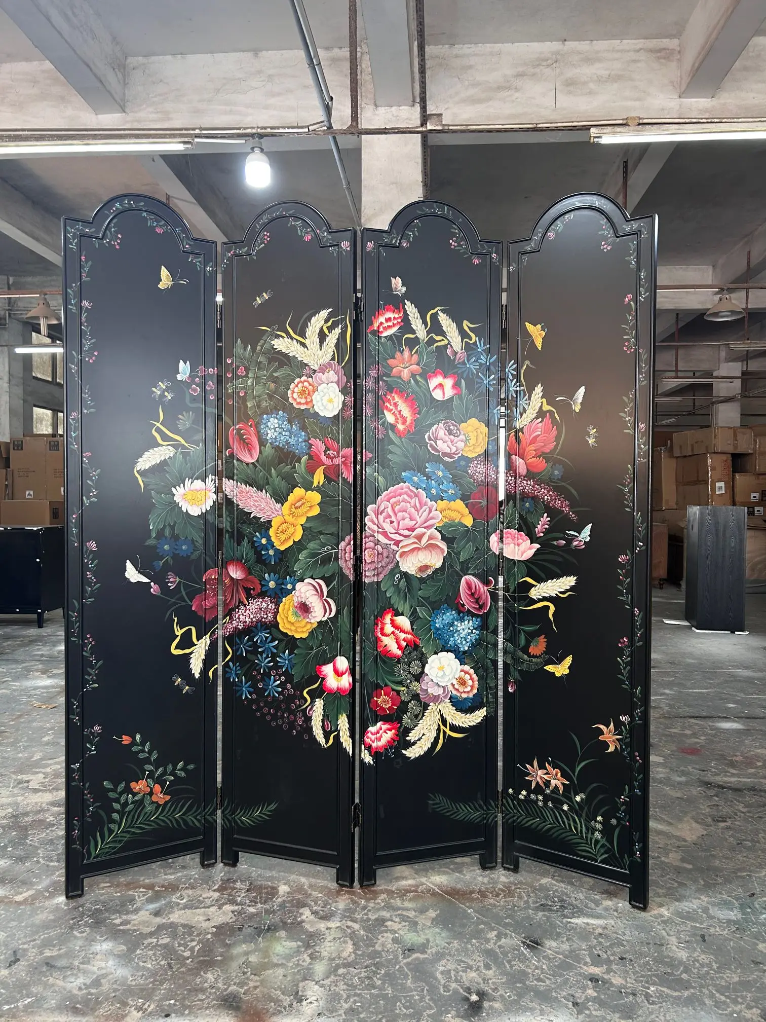 ！@American Solid Wood Vintage Room Dividers Floral Motif Decorative Partitions on Black Background for Dining Living & Bedroom