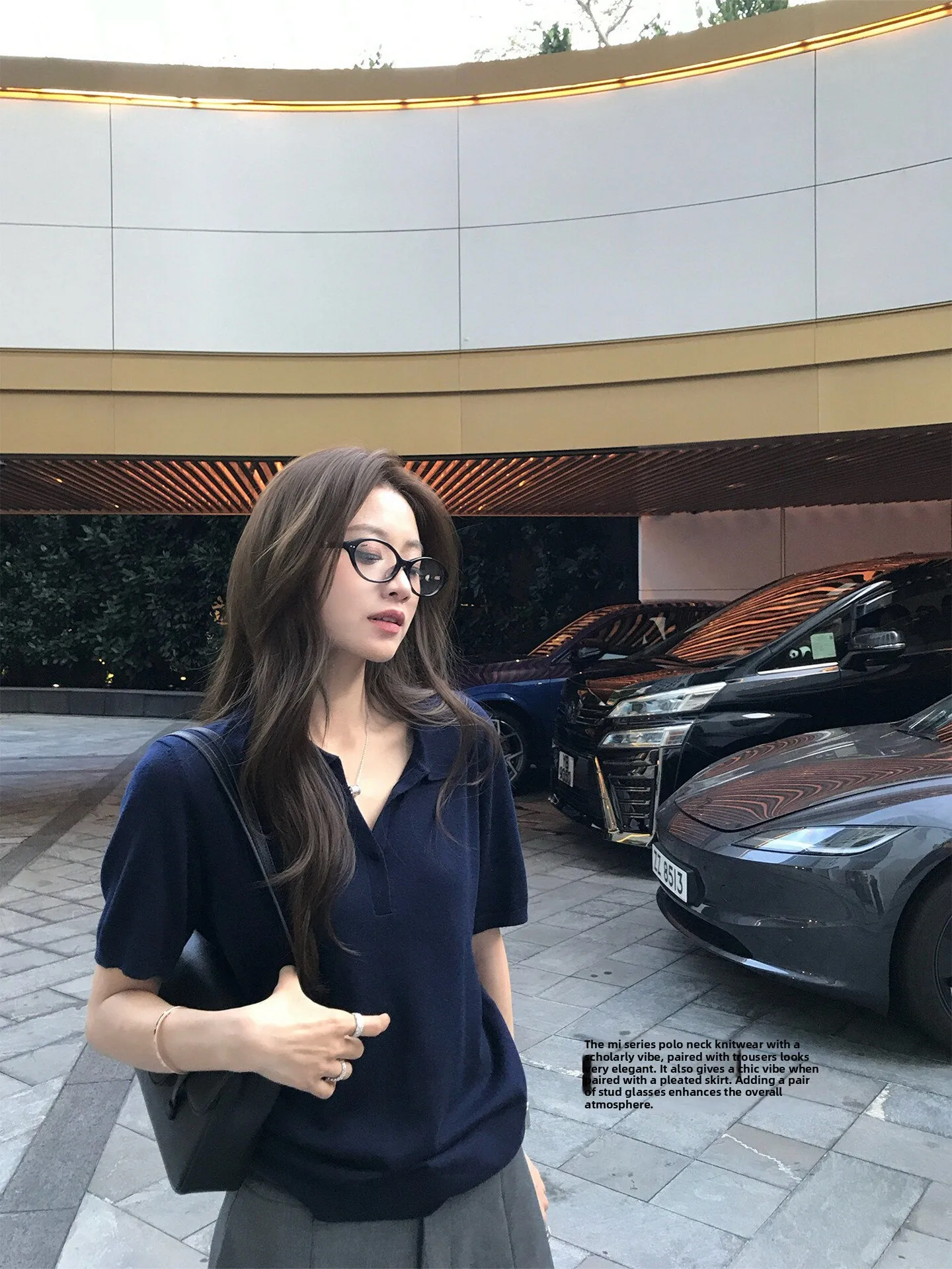Elegant Ice Silk Knitted  Shirt Women's Summer T-Shirt Flip-Collar  Air Shoulder  Casual Style Loose Fit Short S...
