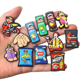 Seria żywności 1-18 sztuk gorąca krew anime buty zdobione buty z pcv urok sprzedaży projektant niestandardowy wisiorek krokodyla