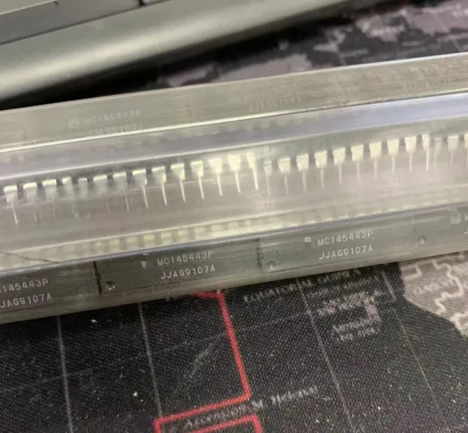 

MC 145443 P (1 шт.) Чип электронных компонентов IC Интегральная схема Spot