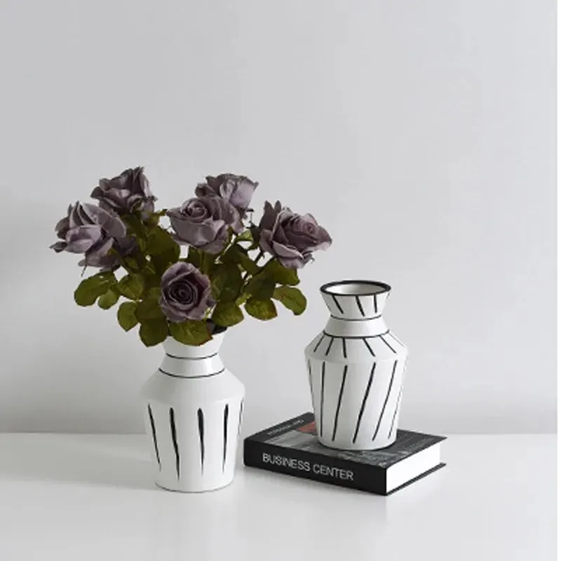 Modern minimalist ceramic vase black and white hand-painted dried flowers floral home decoration desktop ornaments