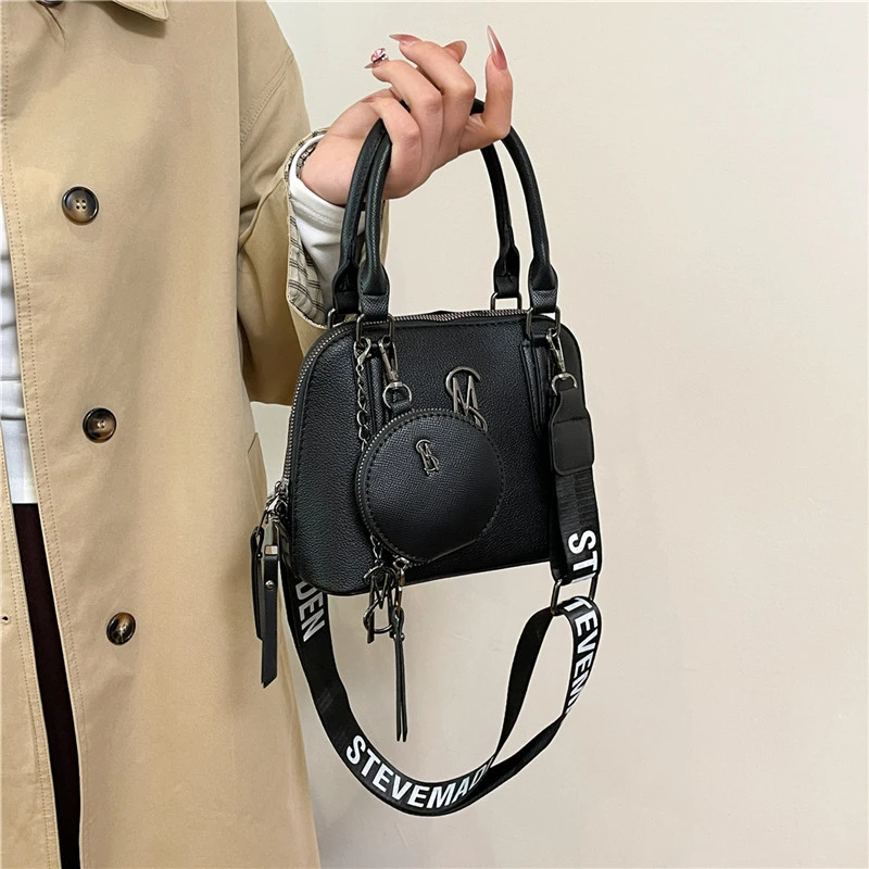 

Chic Handbags For Women In Genuine Leather, By Luxury Brand With Decorative Elements, Timeless And Versatile Accessory