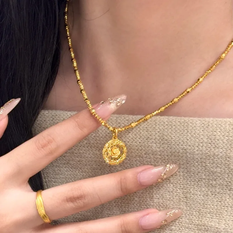 9999 gold ultra-fast Dream Network rose flower pendant necklace for women, full of star patterns, fashionable and elegant