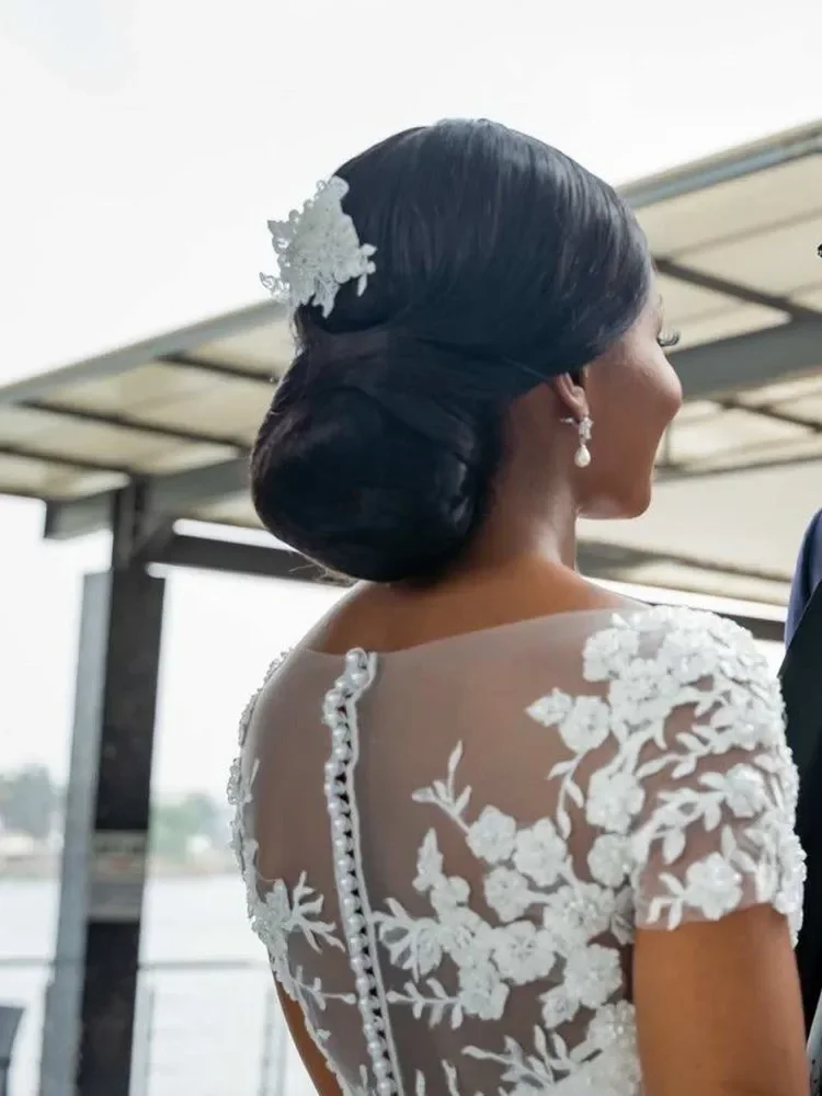 Vestido De novia De sirena De manga corta con cuello en V De belleza personalizado, Vestido De novia con botones De encaje en la espalda