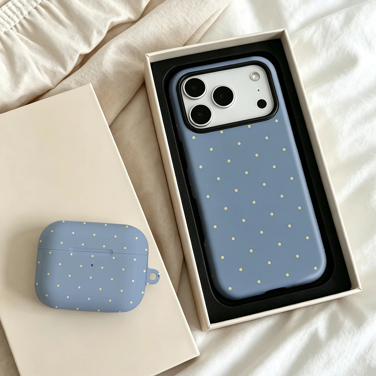 2 in 1 Yellow Dots Blue For Ma - đánh giá và giá Airpod Case Cover