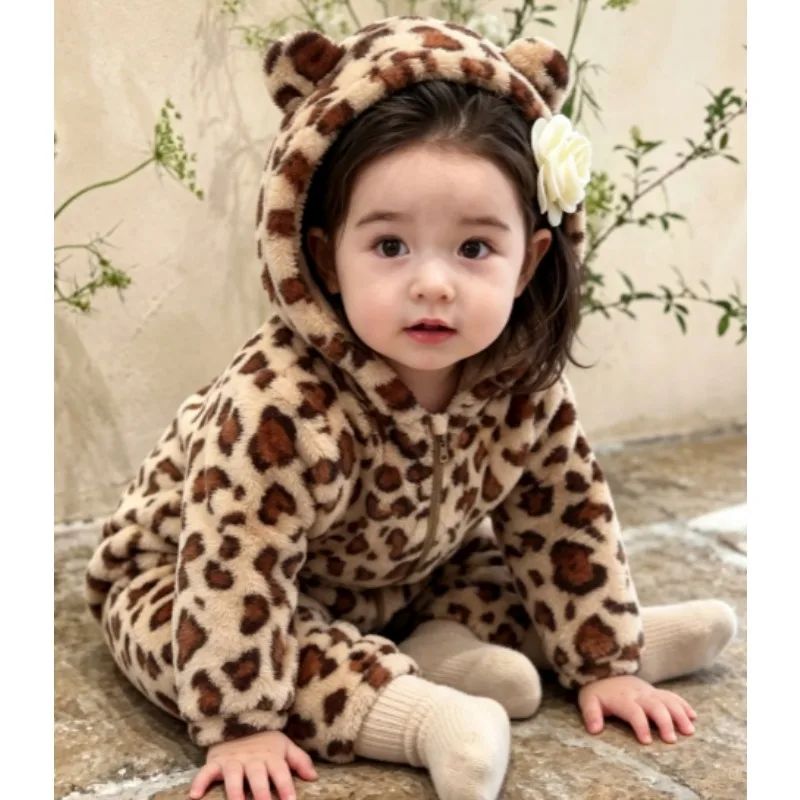 Baby Autumn Winter Clothes with Leopard Print for Both Boys and Girls, Super Cute Plush Crawling Warm Clothes