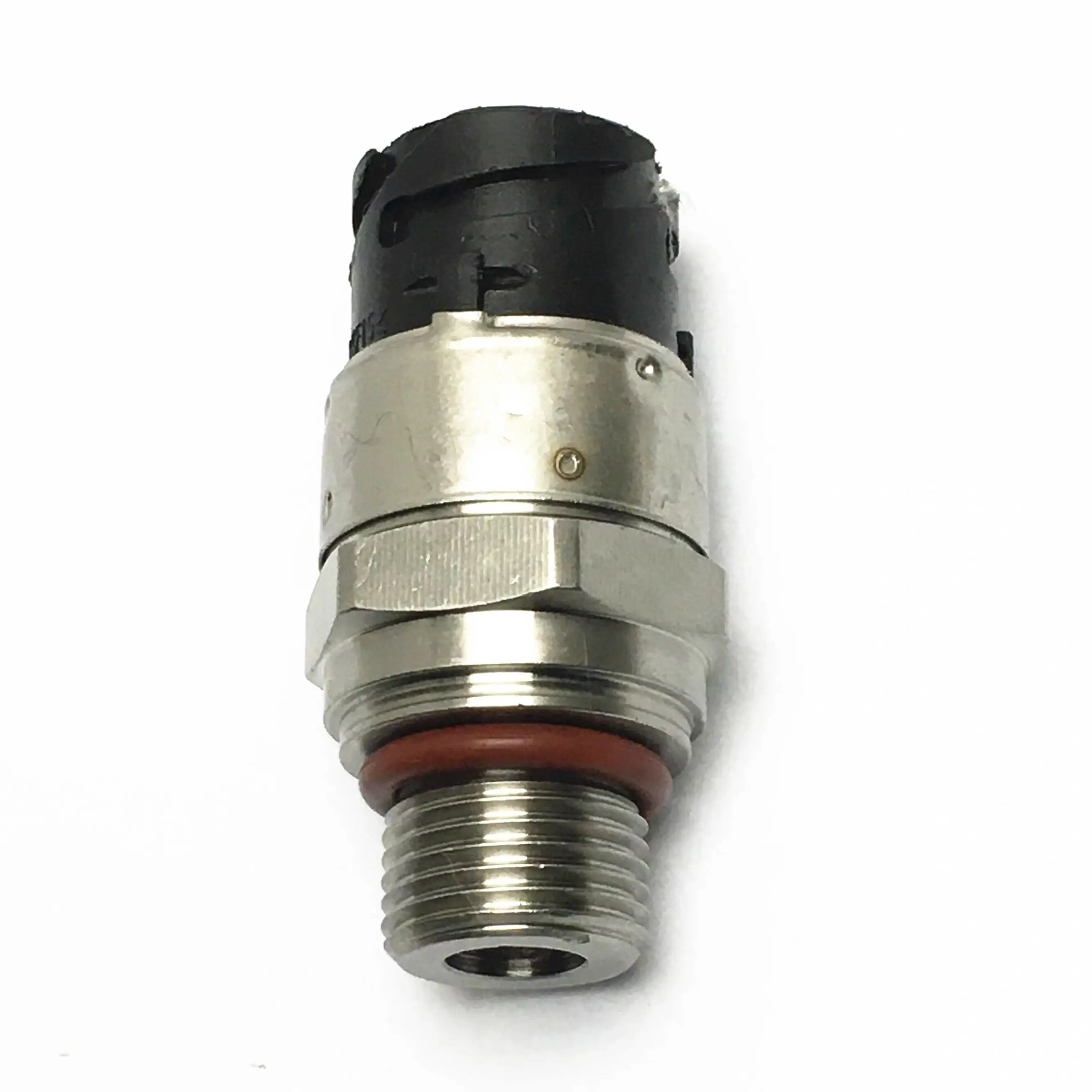 

1PCS/LOTS 100% X00018659 for engineering machinery, agricultural machinery, excavators, MTU pressure switch sensors automotive