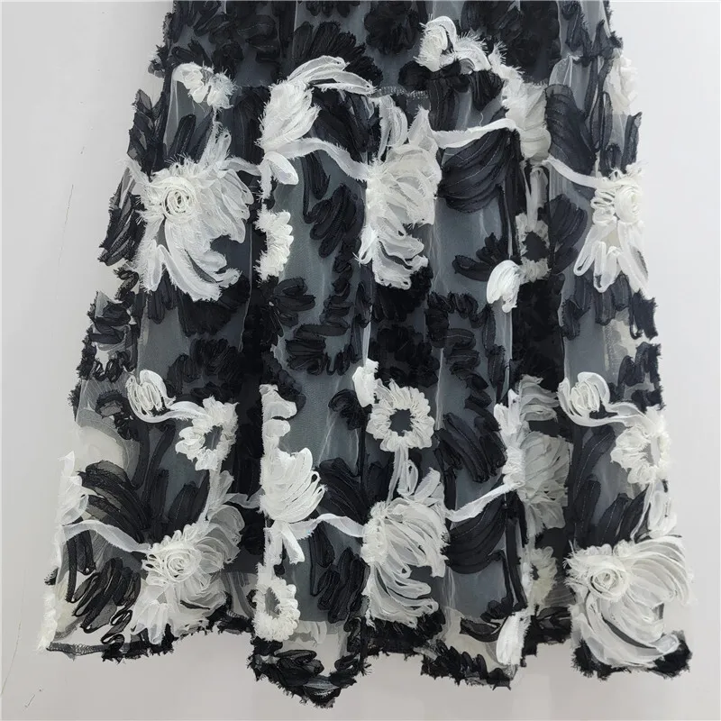 HKSH Primavera Estate Nuove Donne Marea Office Lady Ins Scuro Floreale Ricamato Elastico in Vita Versatile Chic Mezza Lunghezza Gonna HK5089