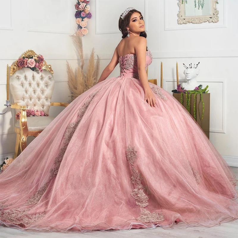 فستان Quinceanera وردي مخصص 2023 ثوب حفلة كم طويل مزين بالدانتيل مطرز بالخرز فستان حفلات Vestidos De Fiesta YQD246