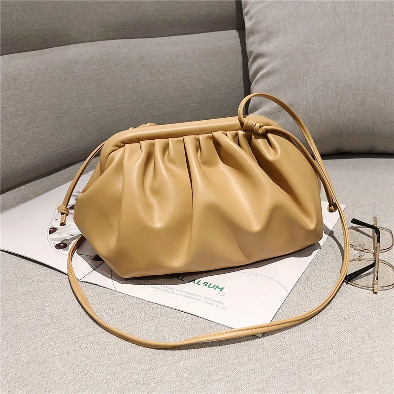 Fashion Women Shoulder Bag New Arrival Crossbody Bag Female Solid Color Pleated Design Ladies Bag Mini Zipper Cloud Bag For Girl