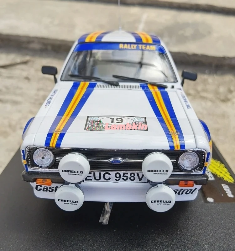 Sunstar-coche de carreras de aleación, modelo coleccionable clásico Oldsmobile Racing, escala 1:18, para Platinum EScort RS1800 WRC1979 19 #