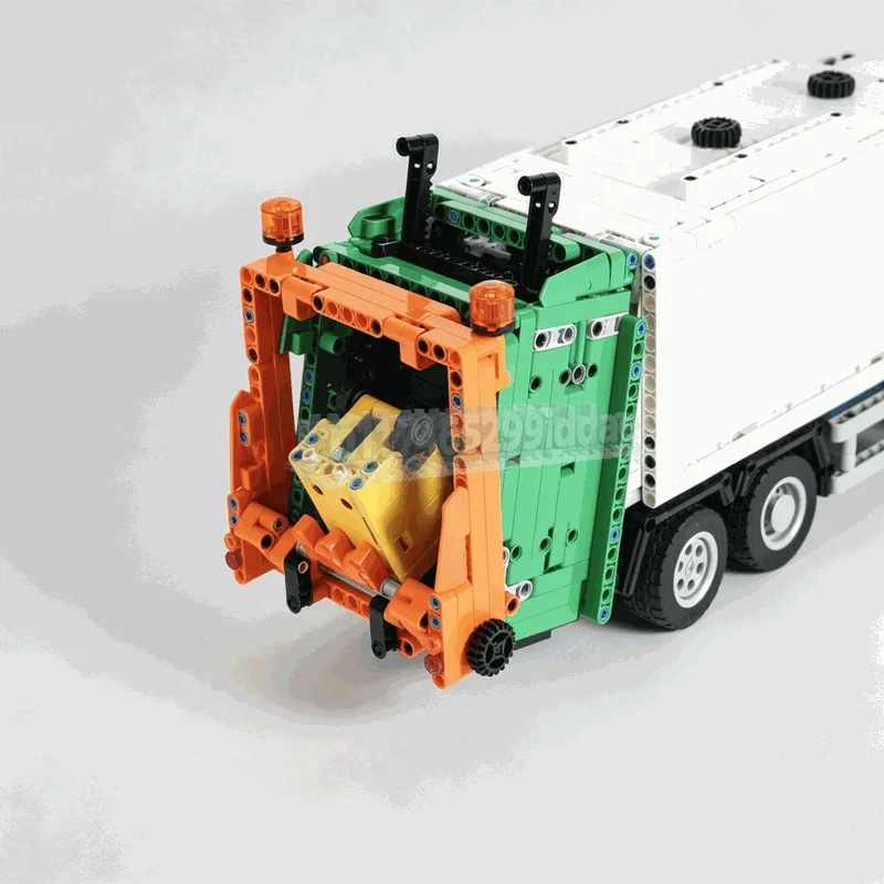 2093PCS European Hybrid Garbage Truck MOC Technical Building Bricks Sanitation Waste Engineering Vehicle Collectible Display Toy
