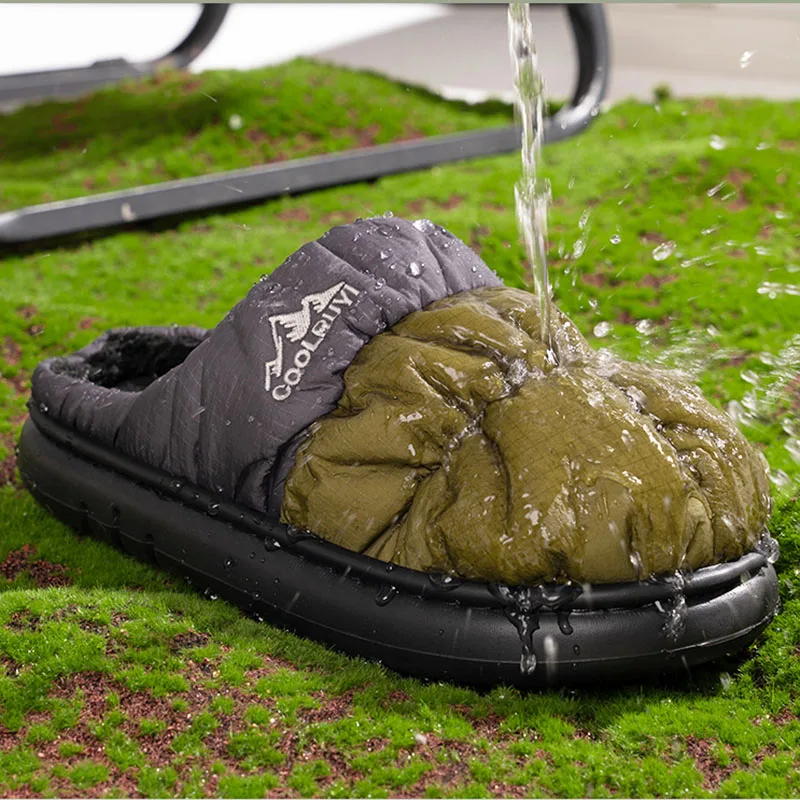 방수 다운 두꺼운 밑창 야외 슬리퍼 여성용 2025 겨울 혼합 색상 미끄럼 방지 실내 슬리퍼 여성용 따뜻한 플러시 면화 신발