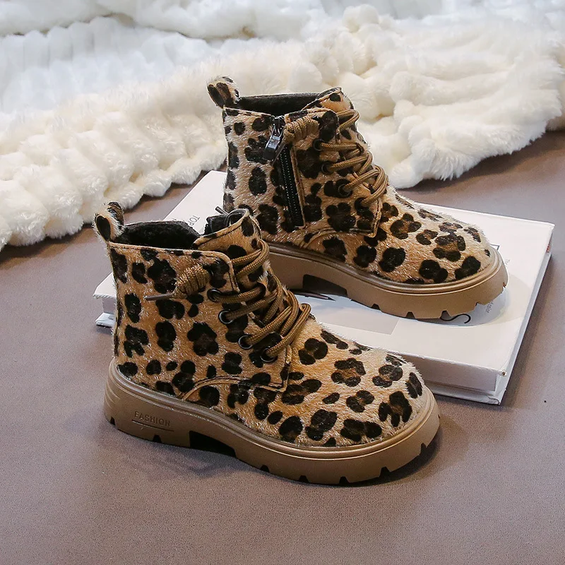 

Осень-зима 2026, детские ботильоны с леопардовым принтом, теплые универсальные модные короткие ботинки на флисовой подкладке в британском стиле для детей