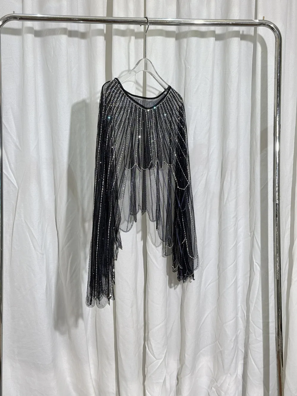 2025 New Women Beaded Dream Angel Wings Party Poncho Bling Diamond Shawl Hollow Out Streetwear Beachwear Top Y2K Summer