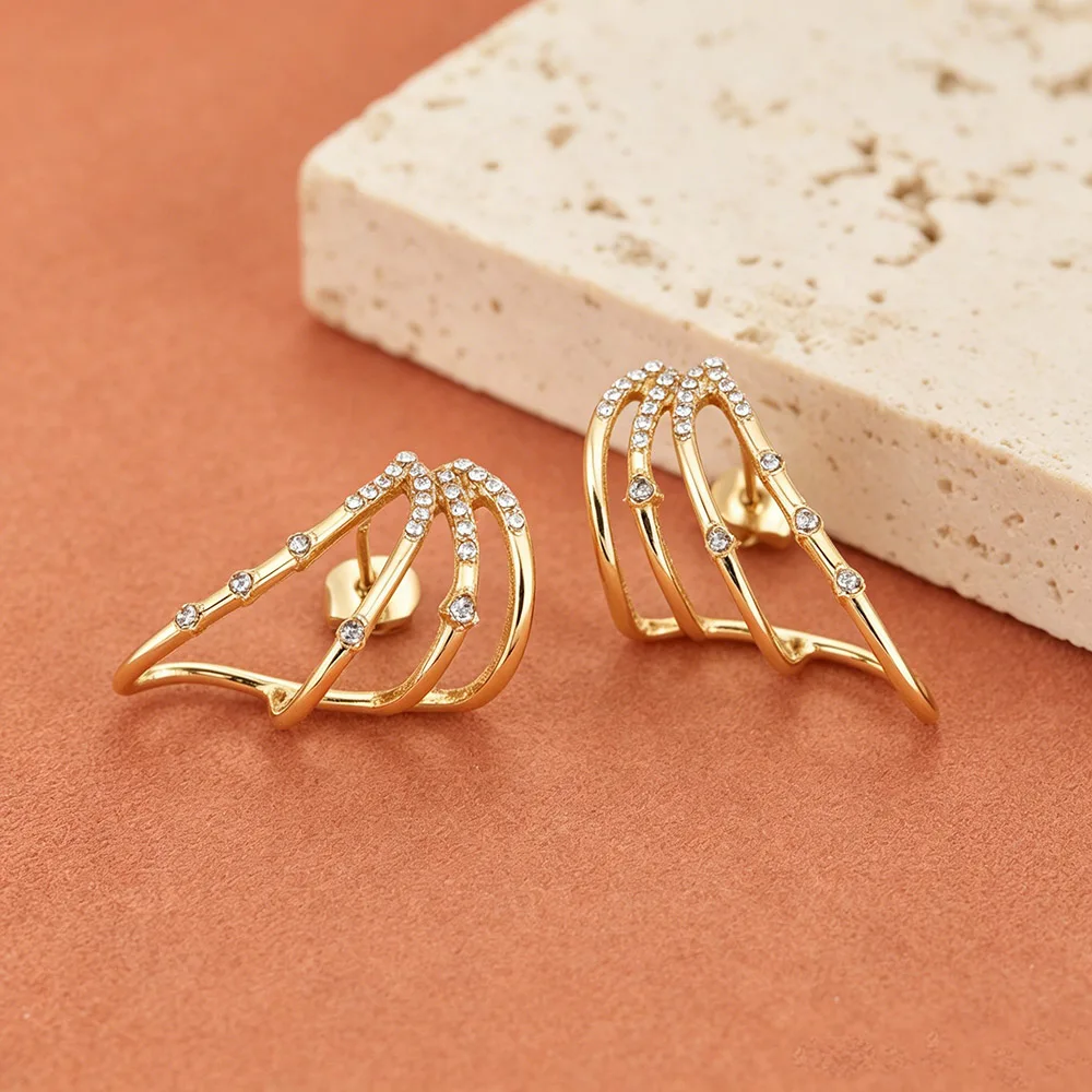 JeeMango Hochwertige Edelstahl-Ohrringe in Goldfarbe für Damen, luxuriöse glänzende CZ-Zirkon-Ohrringe, Hochzeitsschmuck E26086 – Detail 4