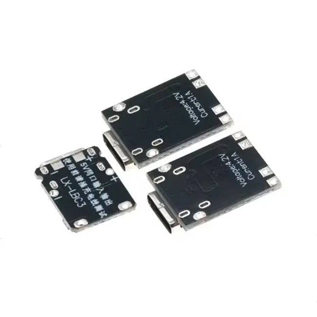 5V charging and discharging integrated module 3.7V 4.2V 18650 lithium battery charging boost power protection Type-c