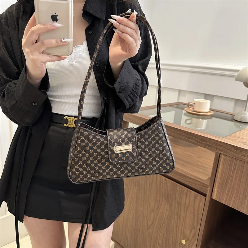 

2025 New Women French Luxury Underarm Bag Multi-way Crossbody Shoulder Purse Vintage Style Adjustable Strap for Daily Use​