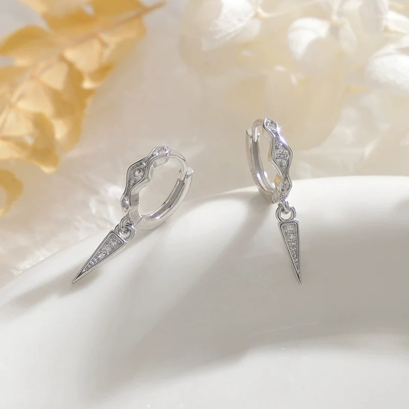 Triangular Cone Wave Zircon Ear Buckle Niche design Geometric Curve Triangular Earrings For Women New Fashion Earring KOFSAC
