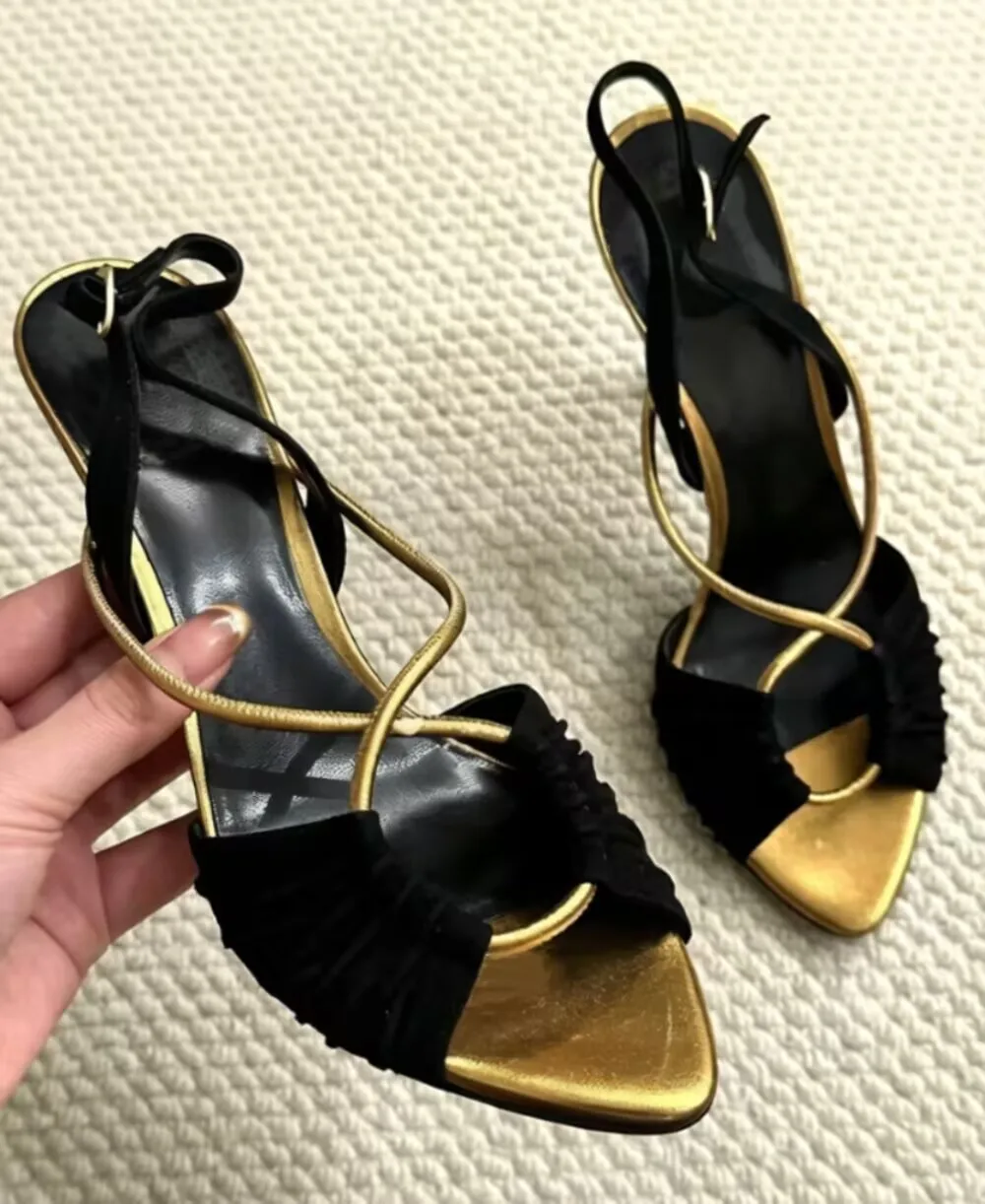 

Luxury Black & Gold Stiletto Heeled Sandals Elegant Pointed-Toe Design Crisscross Metallic Strap Trim Minimalist Women's Heels