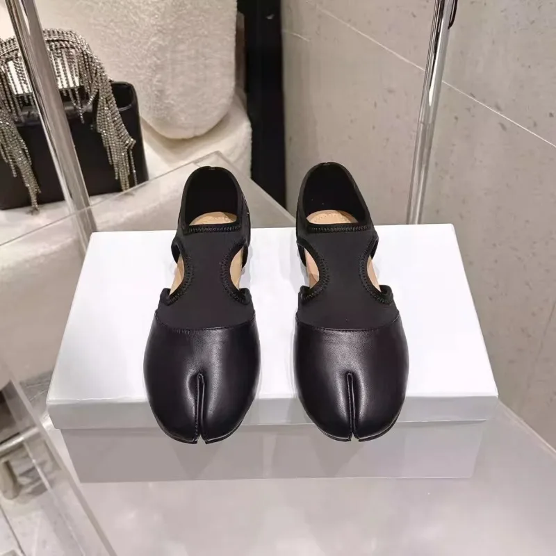 

Hollow Split Toe Shoes for Women 2026 New Niche Design, Soft and Comfortable Ballet Mary Jane Shoes