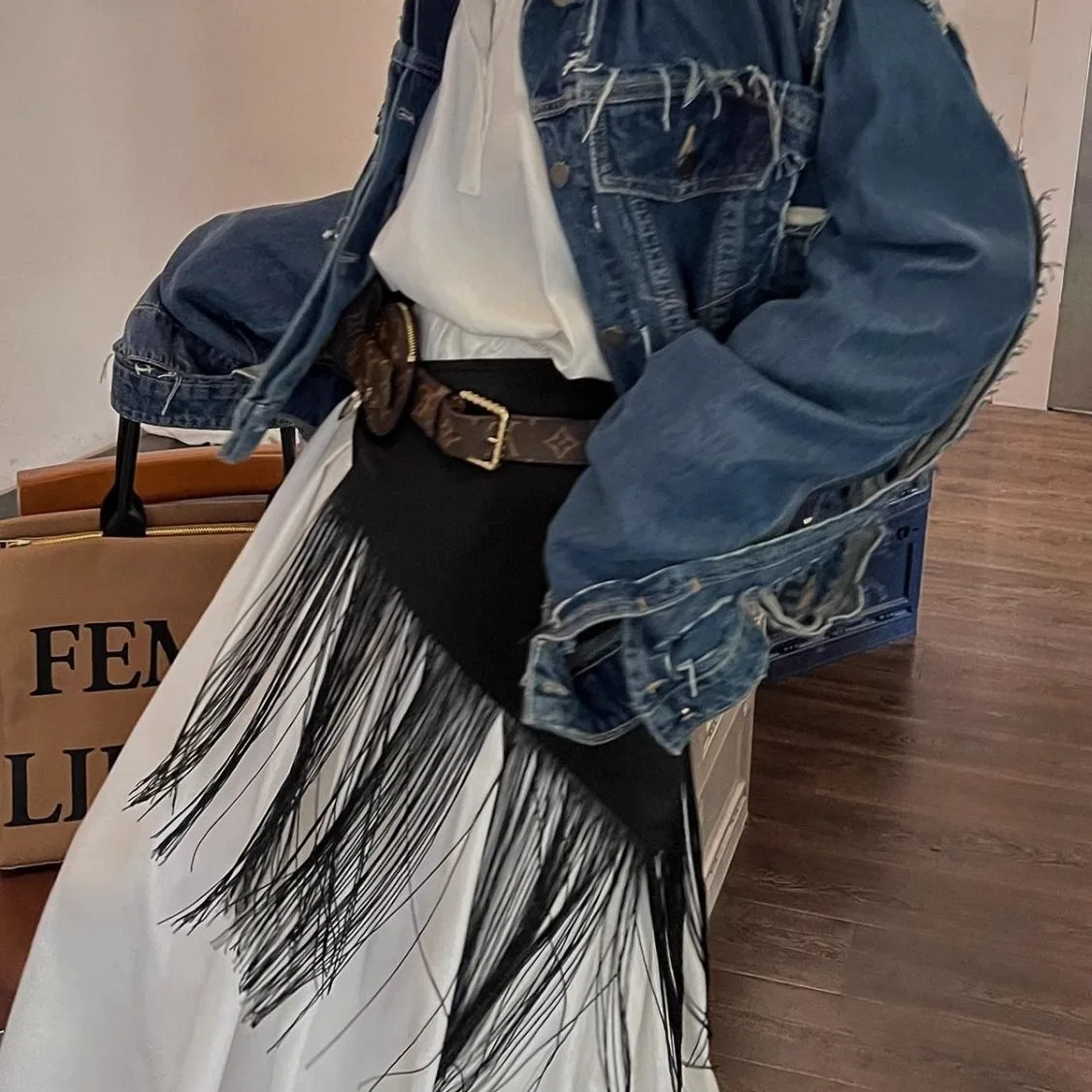

American Black Yuppie, The New Niche Design Sense Multi-functional Black Fringed Belt