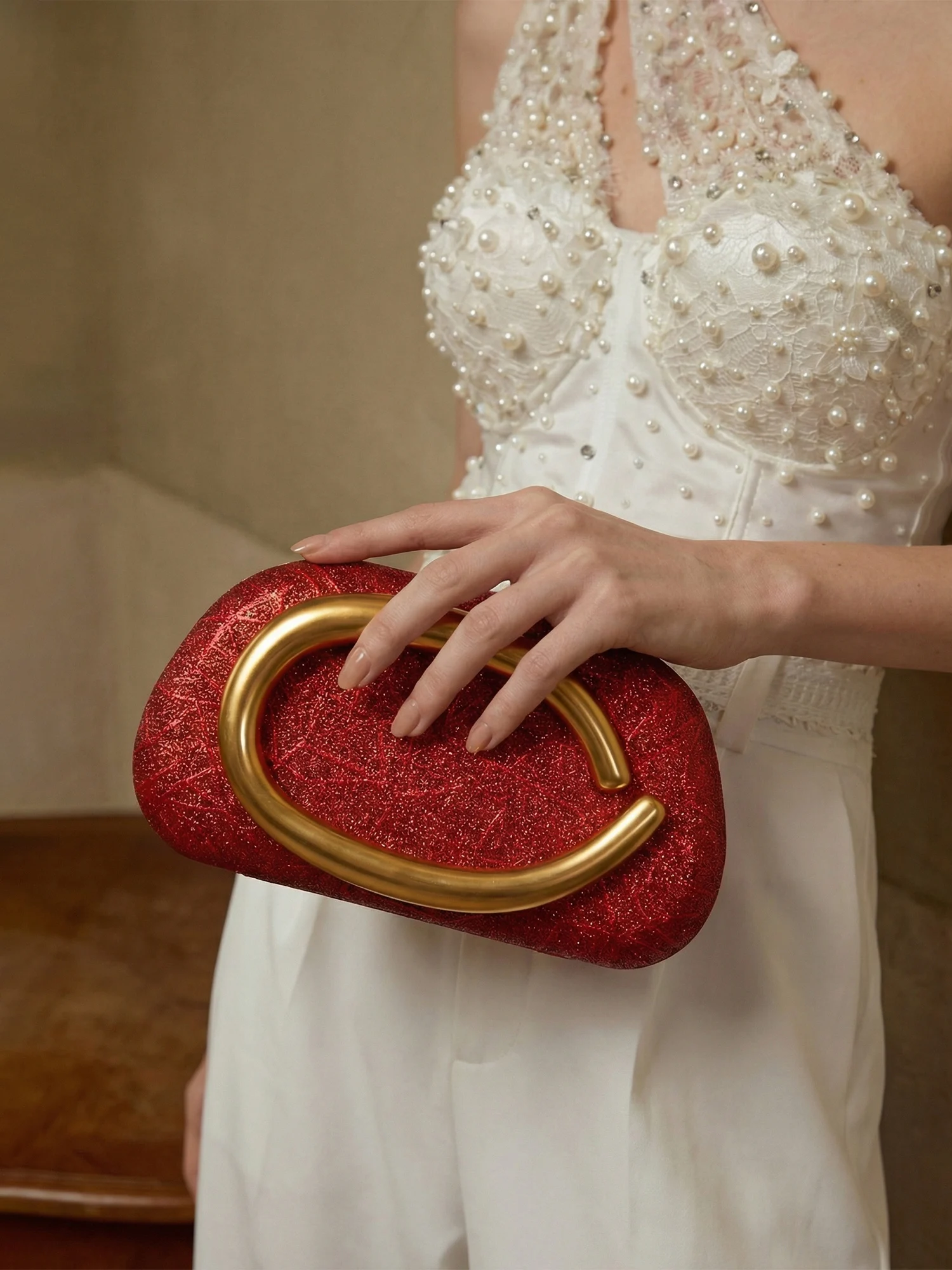 Goldtone Metal Clasp Box-Style Clutch Womens Evening/Wedding/Party Cute Wallethandbag New Spring Style Womens Chain Crossbodybag
