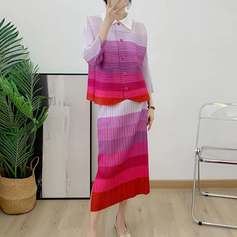 Boutique Short sleeved T-shirt two-piece set, new summer slim print pleated top+half skirt set [20230185]