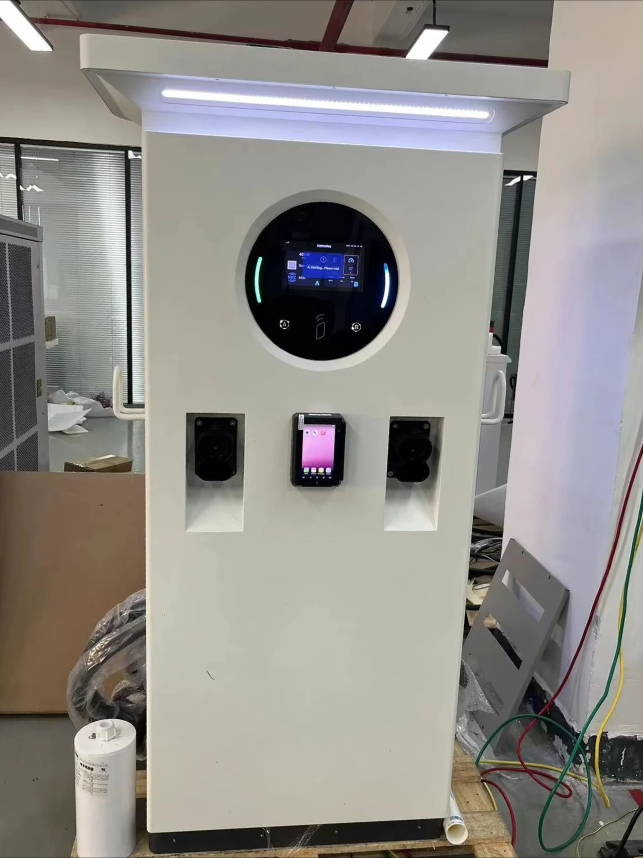 

OEM Supplier 60KW/80KW DC Fast Charging Station Floor Mounted Floor Mounted CCS2 IP54 for EV Cars