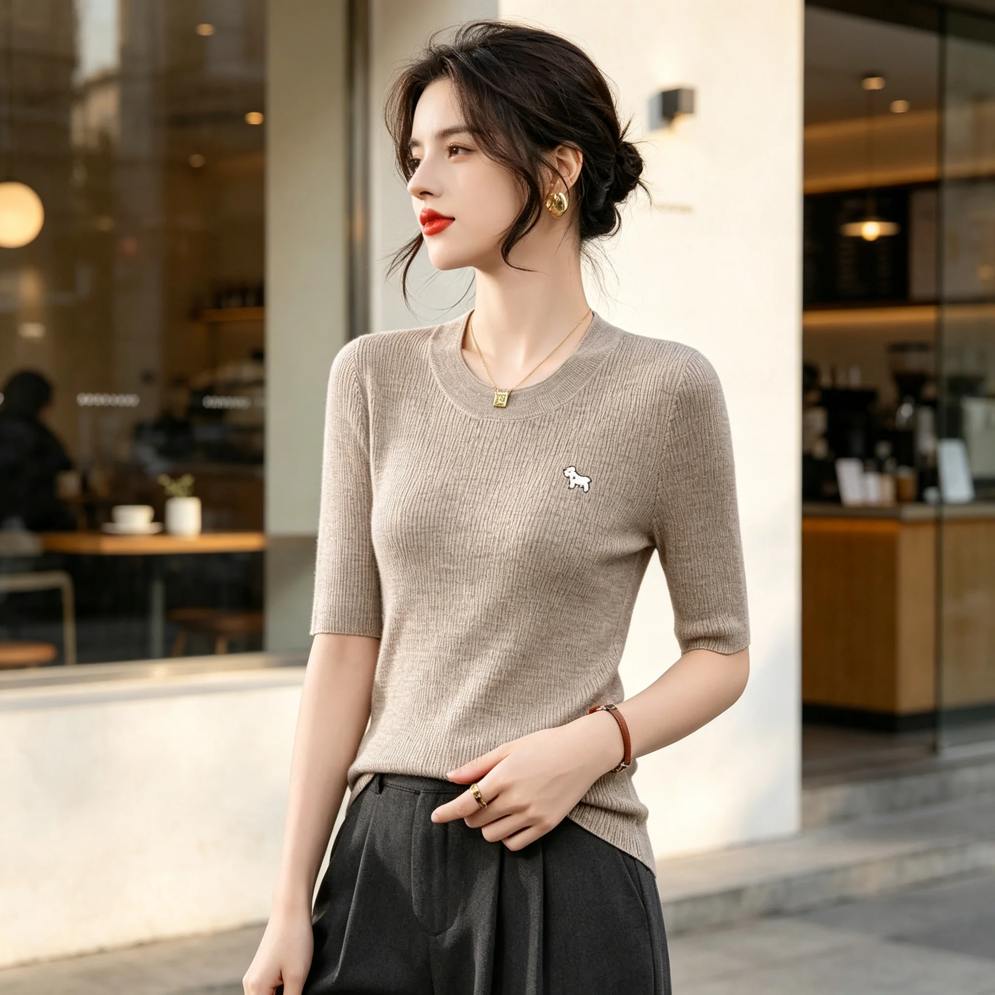 Spring and autumn thin worsted cashmere sweater women's short sleeve low round neck slim bottoming sweater T-shirt