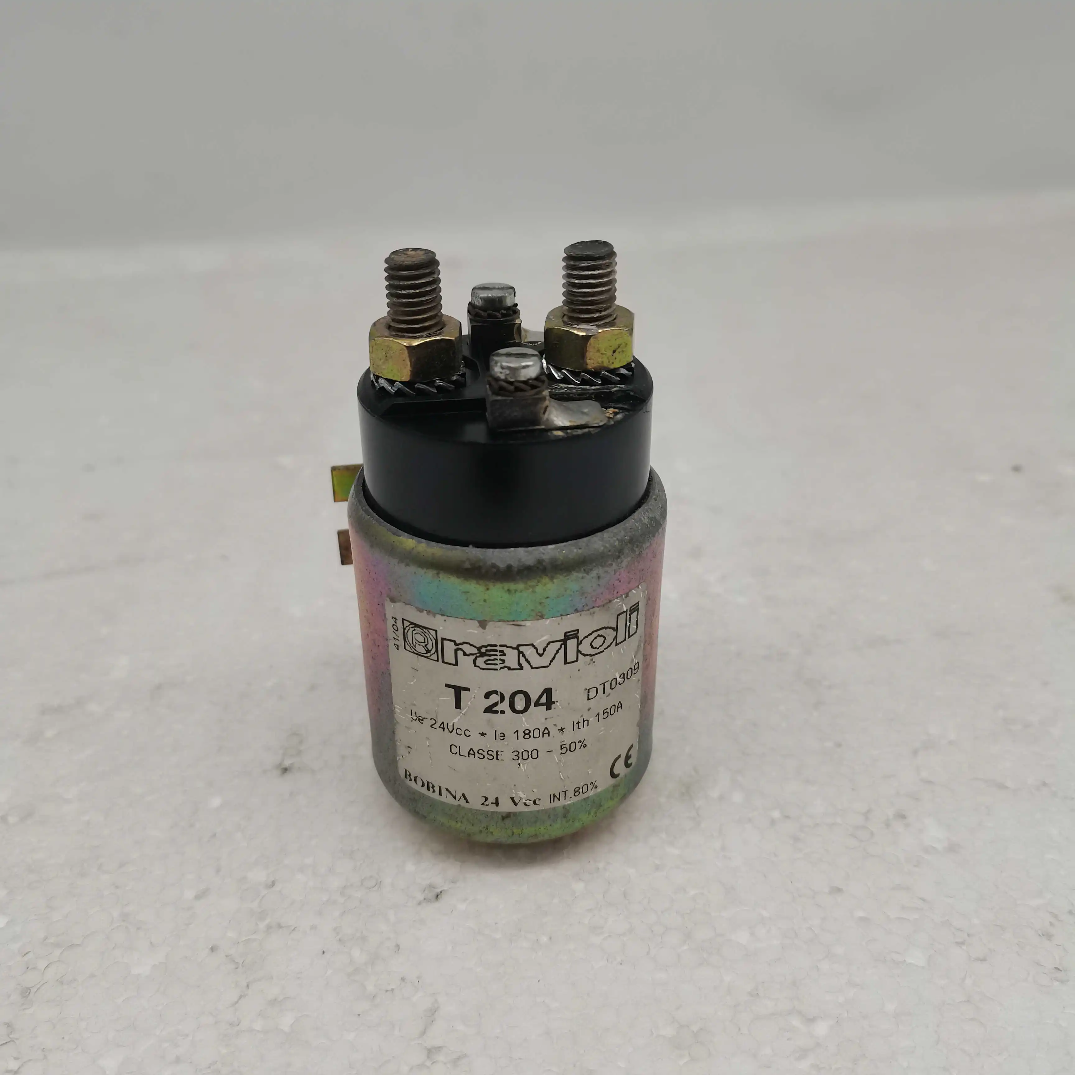 

Ravioli imported frequency converter disassembly T204 DC contactor DT0309 package with physical shooting in stock