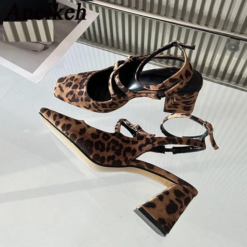 Aneikeh Retro Stampa Leopardo Punta Quadrata Tacchi Spessi 2025 Estate Scarpe da Donna Eleganti Femminili Mary Jane Abito Pompe Scarpe di Lusso