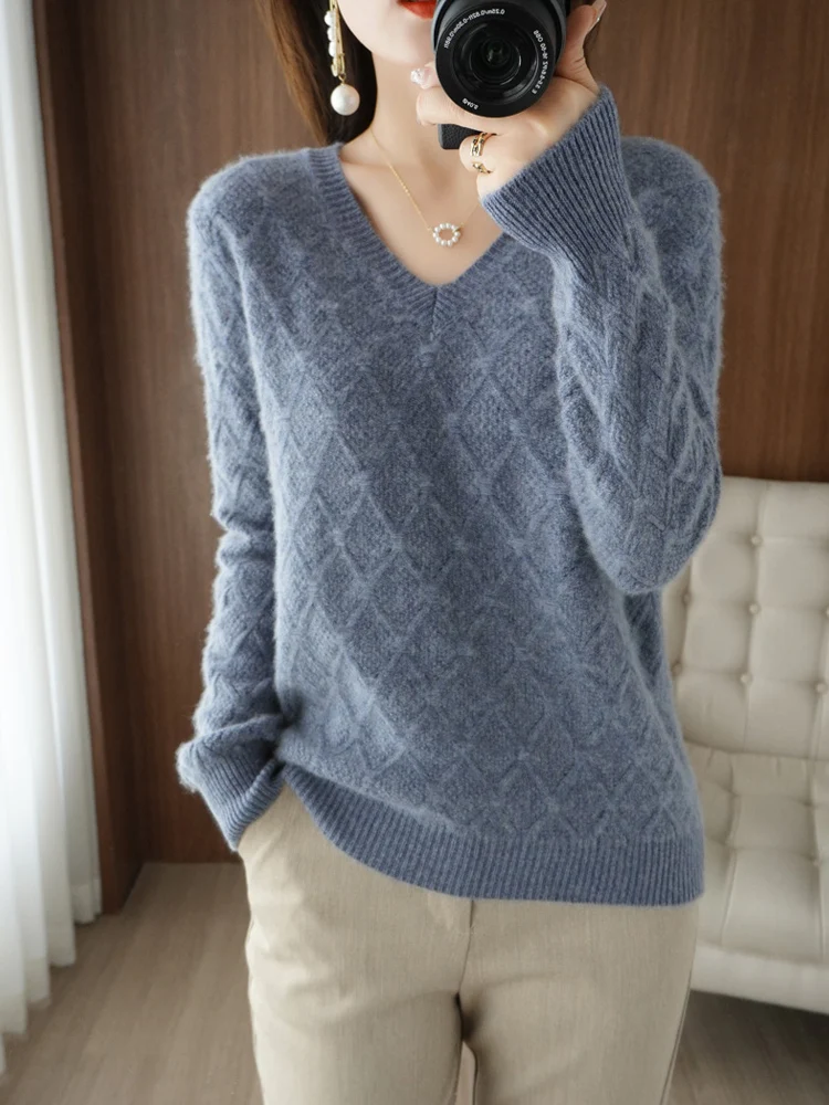 100% Pure Wool Sweaters Women's V-Neck Knitted Pullover Fashion Jacquard Large Size Woolen Blouse Autumn Winter Loose Base Shirt