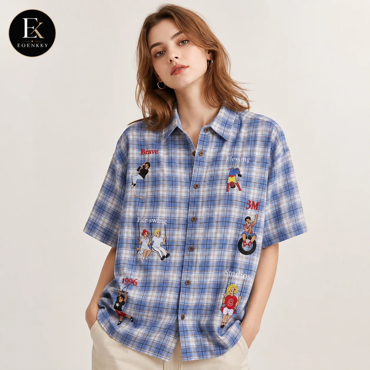 EOENKKY Damen-Hemd im Vintage-Stil, kariert, bestickt, kurzärmelig, übergroßes Button-Down-Oberteil, leicht, für den Sommer, lässig, Streetwear, Boyfr