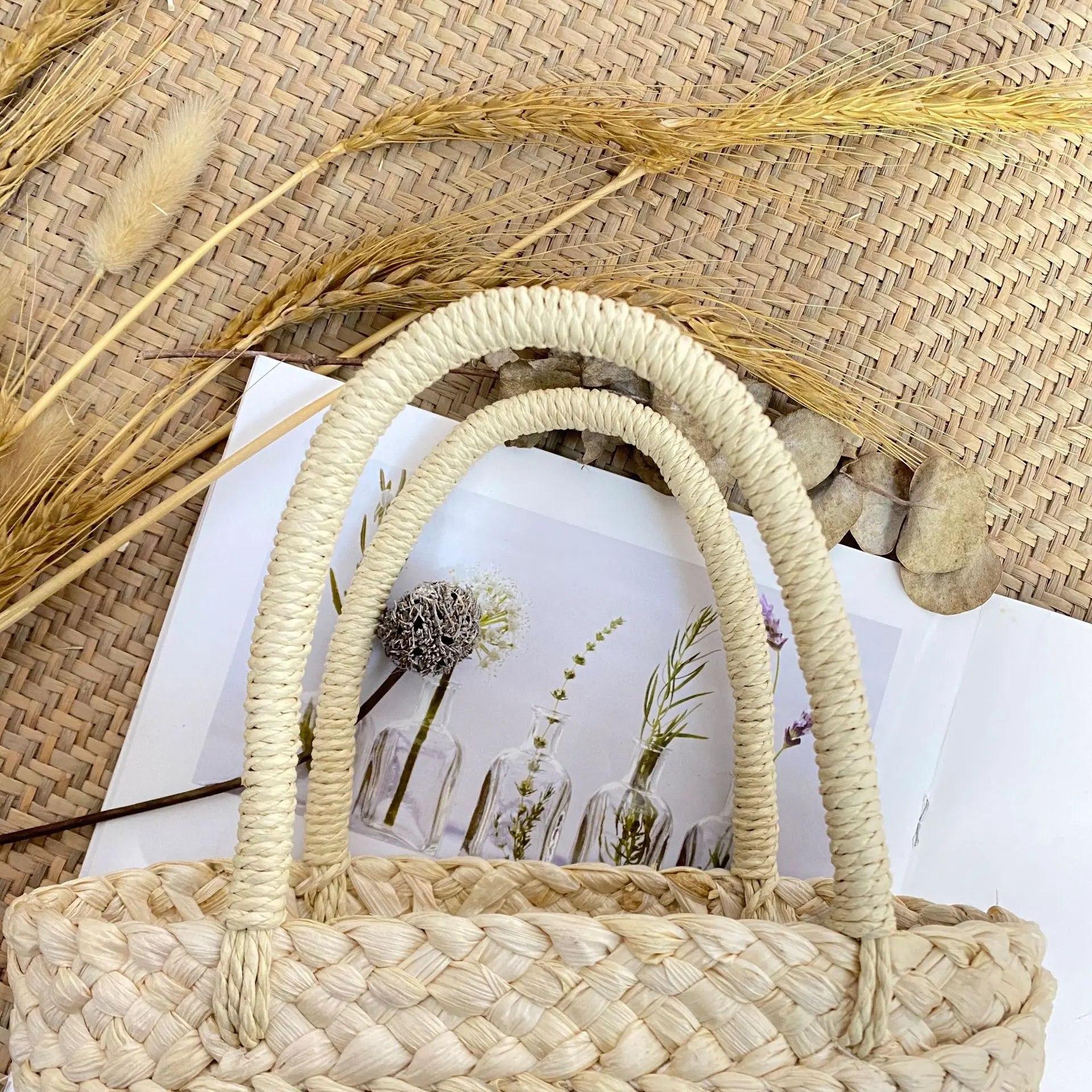 Kids Mini Straw Tote Handbag Cute String Wallet for Baby Girls Coin Pouch Kawaii Toddler Rattan Beach Hand Bags