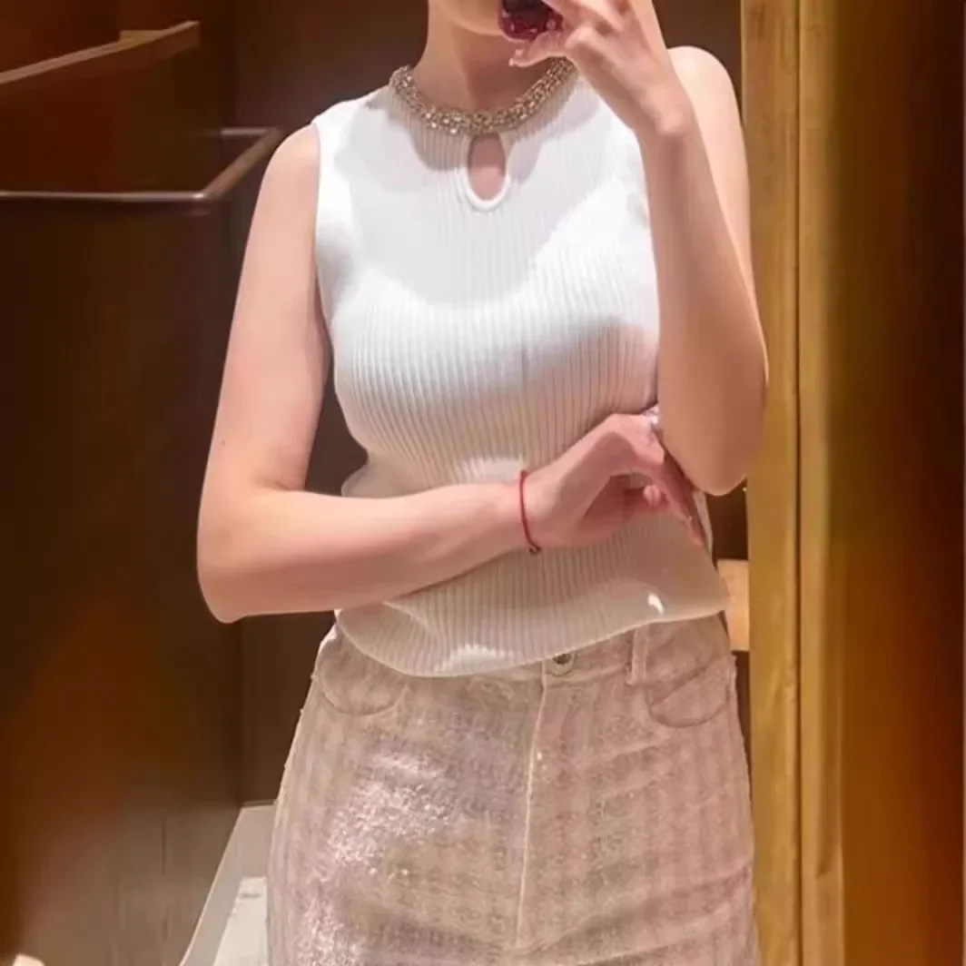 

Women White Tank Top Diamond Spliced O-Neck Sleeveless Casual Summer 2024 Knitted Vest