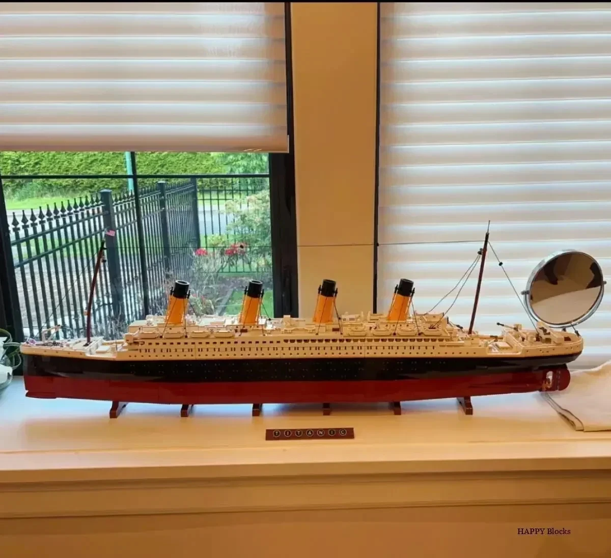 MINISO 9090 pièces Titanic 10294 bateau de croisière modèle de bateau jouets adultes enfants cadeaux de noël-non Compatible avec Legoed