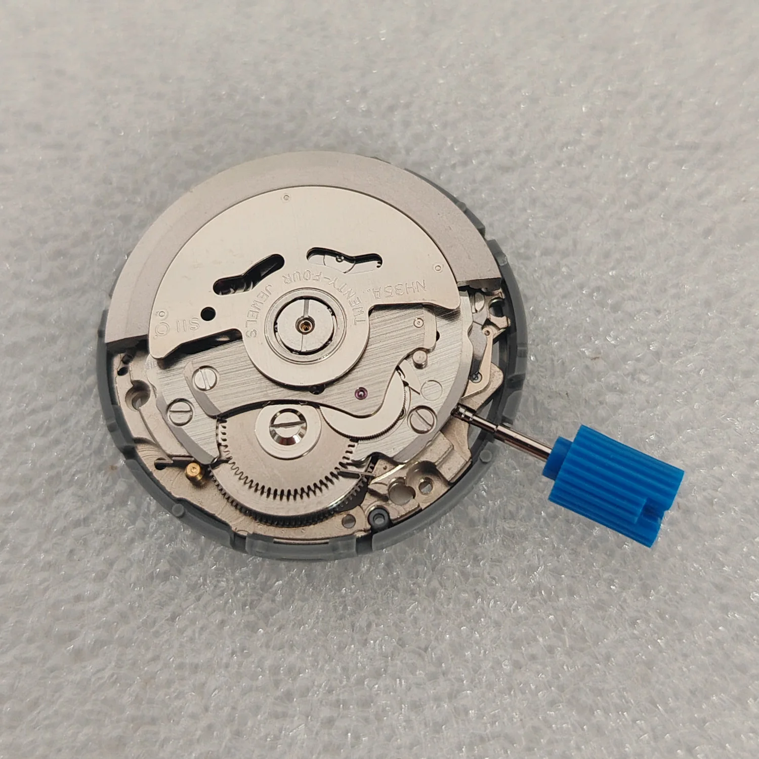 White Calendar NH35A Watch Movement Automatic Mechanical Movement 3 O'clock Position NH35A Movement Watches Repair Tool