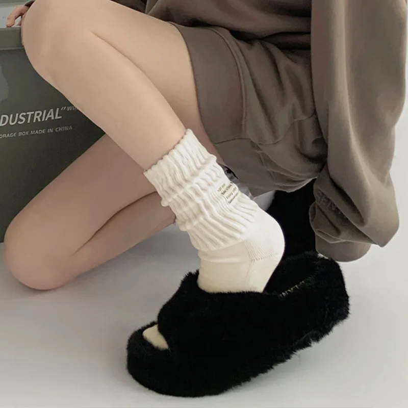 Unisex Socks Knit Solid Color Thick Line Sports Socks Middle Tube Folds Autumn/Winter Print Letter Socks