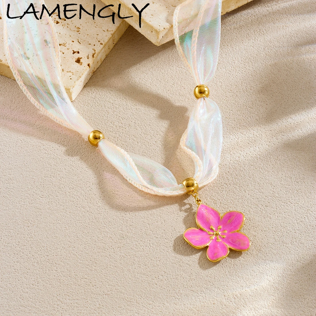 

LAMENGLY New Arrival 316L Stainless Steel White Sparkling Ribbon Rose Red Flowers Pendant Necklace Women New Trend Neck Chain