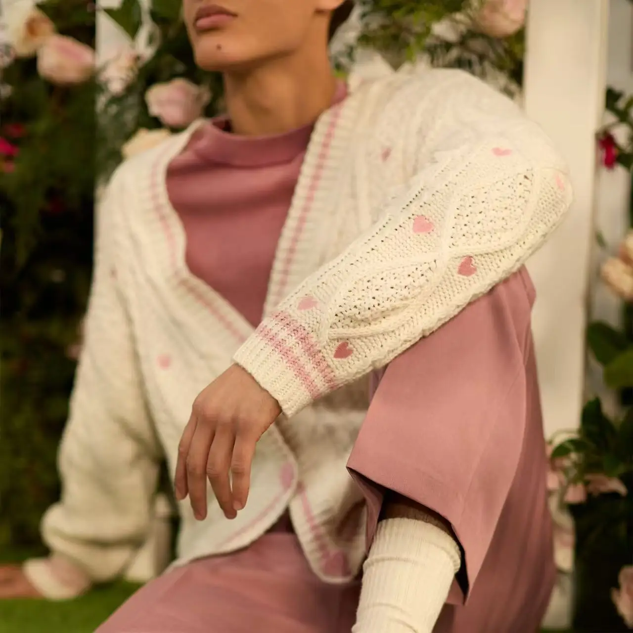 

JHJN Sweet women's Clothing Loose Love V-neck Contrasting Edge Love Sweater Knitted Fried Dough Twists Cardigan Versatile Wool