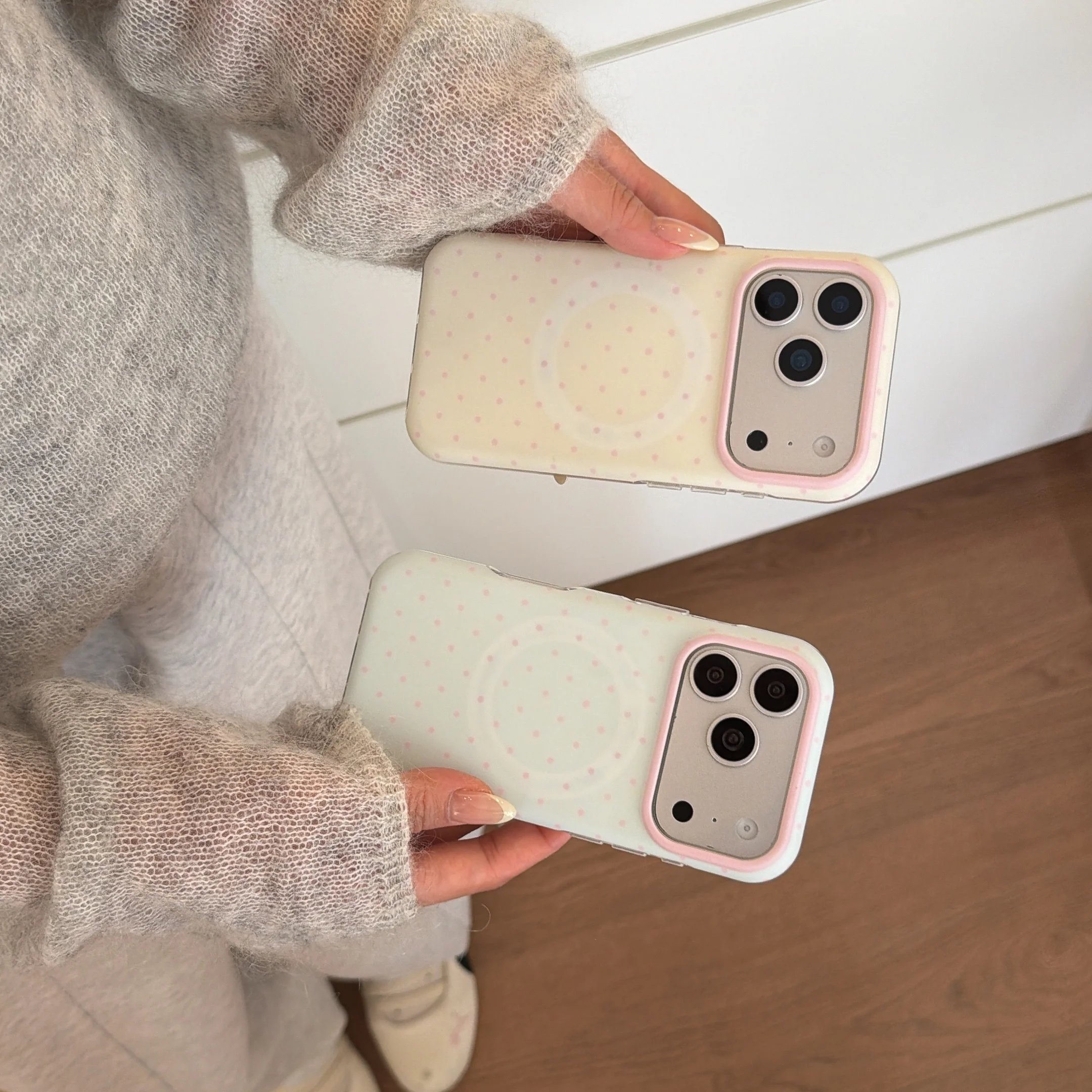 Koreanischer Stil Frühlingsfarben-Kombination Polka-Dot-Muster Magnetische Handyhülle für iPhone 18 17 16 15 Pro Max