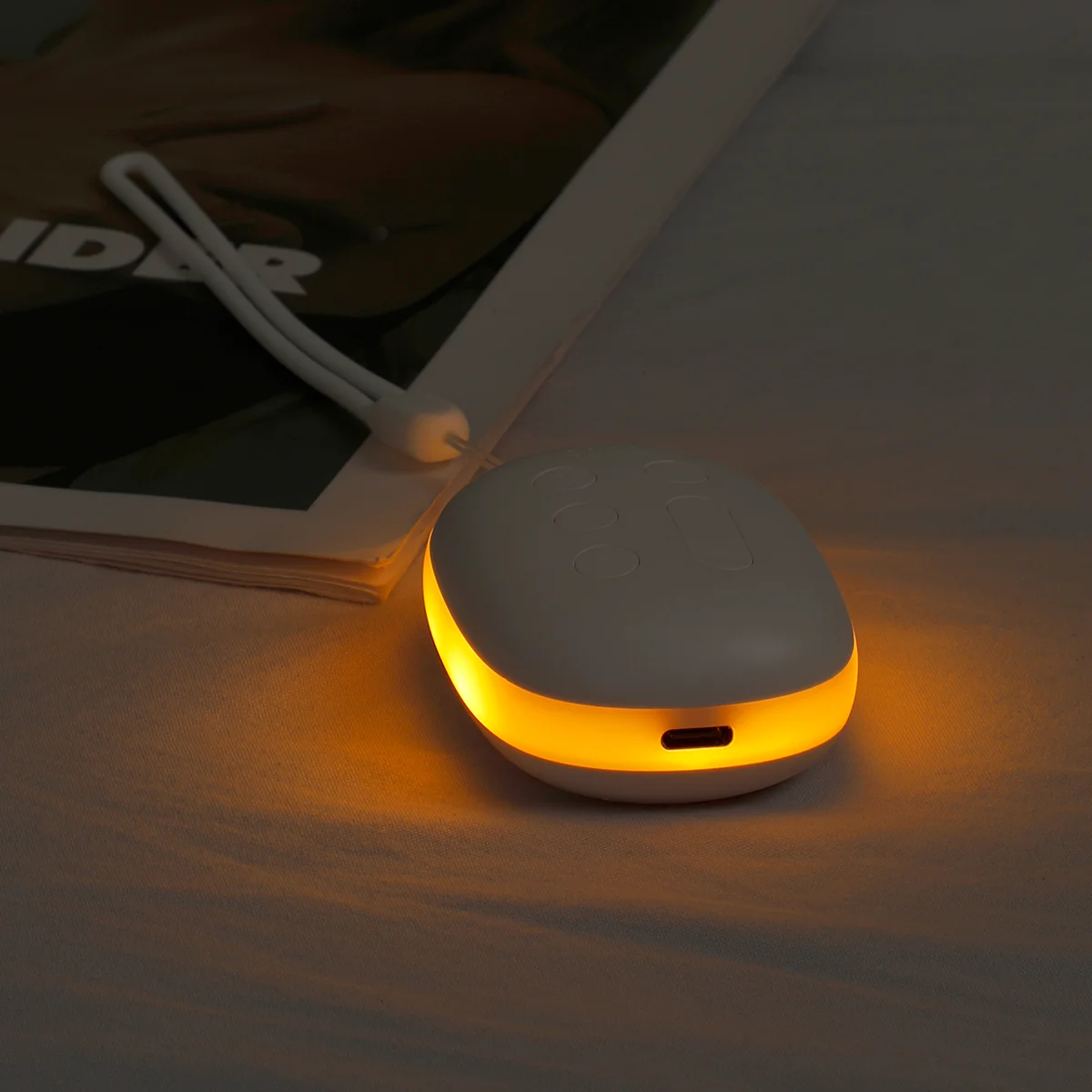Q10 White Noise Machine Plastic 24 Soothing Sounds Night Light for Adults Insomnia Relief Portable Sleep Aid