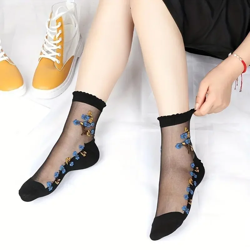 5 Pairs Women's mid-calf crystal silk stockings, spring and summer thin style, embroidered glass yarn women's socks, anti-slip socks， Womenswear