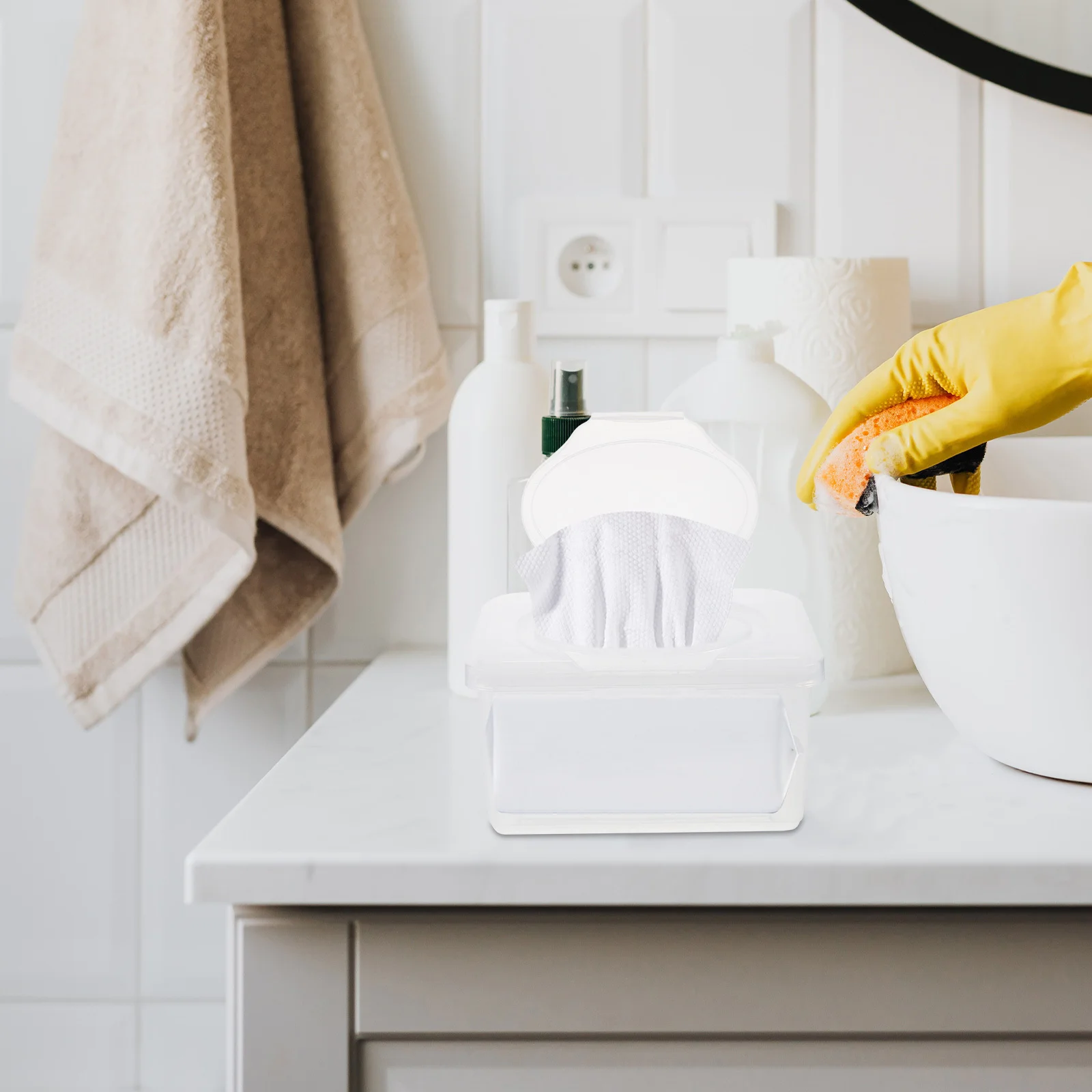 

2pcs Facial Wipe Dispenser Box Baby Wipes Container Portable Travel Wet Tissue Case Reusable Bathroom Holder Stroller Wipes